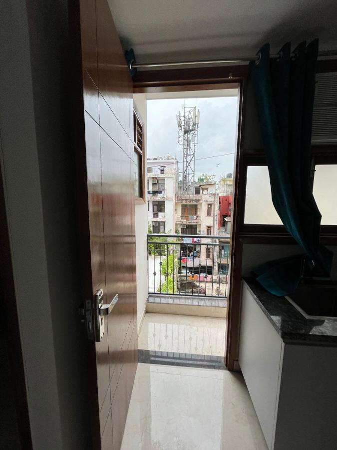 Basoya Farm 2Bhk Villla With Pool - 10 Min Away From Chattarpur Faridabad Bagian luar foto